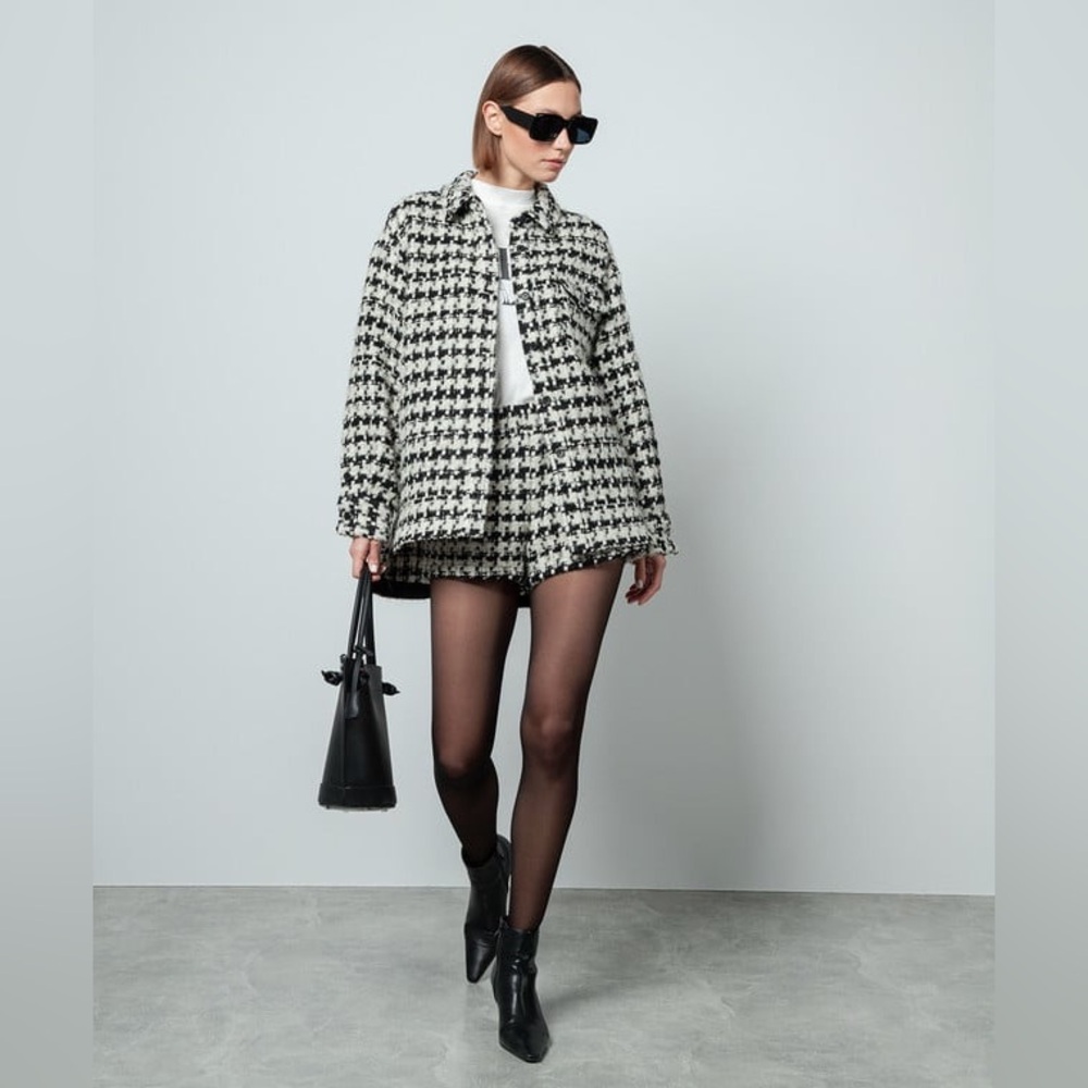 NWT ANINE BING Lyle Houndstooth Shorts Women's Size 8 - Picture 2 of 9
